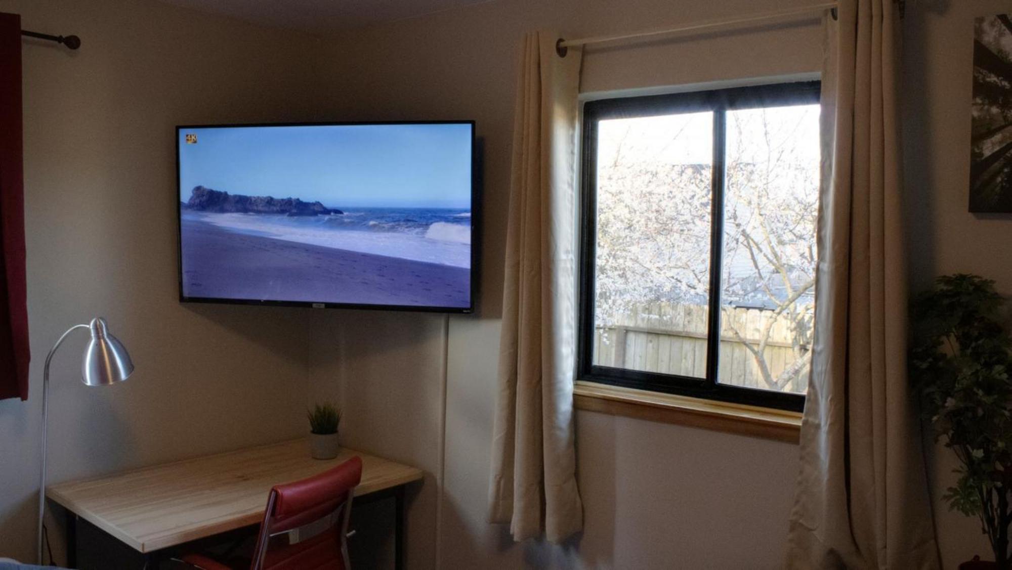 Private Home - Playground, Jumping Mat, Bbq, Darts, Firepit, Gazebo, 4 Smart Tvs, White Cotton Bedding, - The Redwood Cul-De Sac Beach Retreat كريسينت سيتي المظهر الخارجي الصورة