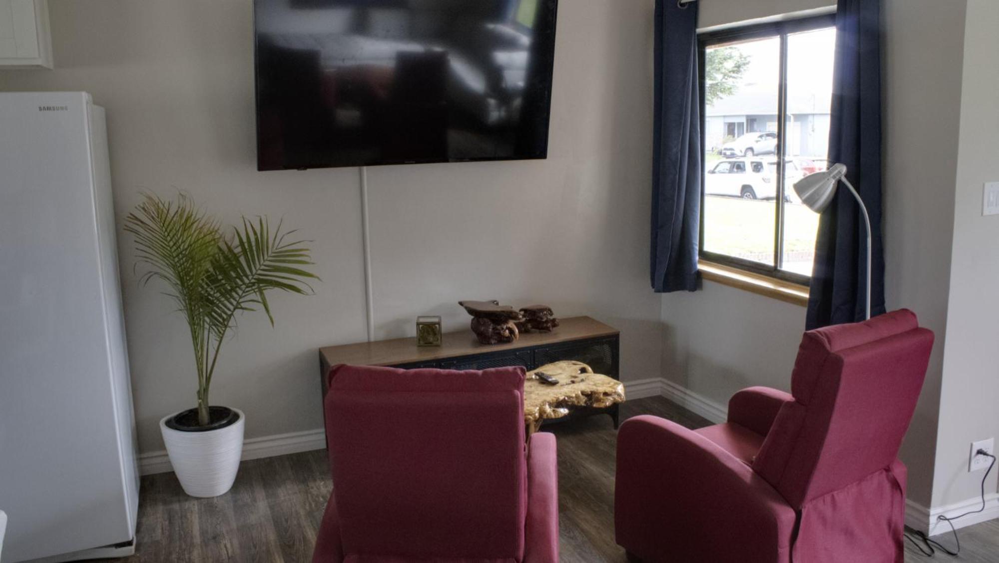 Private Home - Playground, Jumping Mat, Bbq, Darts, Firepit, Gazebo, 4 Smart Tvs, White Cotton Bedding, - The Redwood Cul-De Sac Beach Retreat كريسينت سيتي المظهر الخارجي الصورة